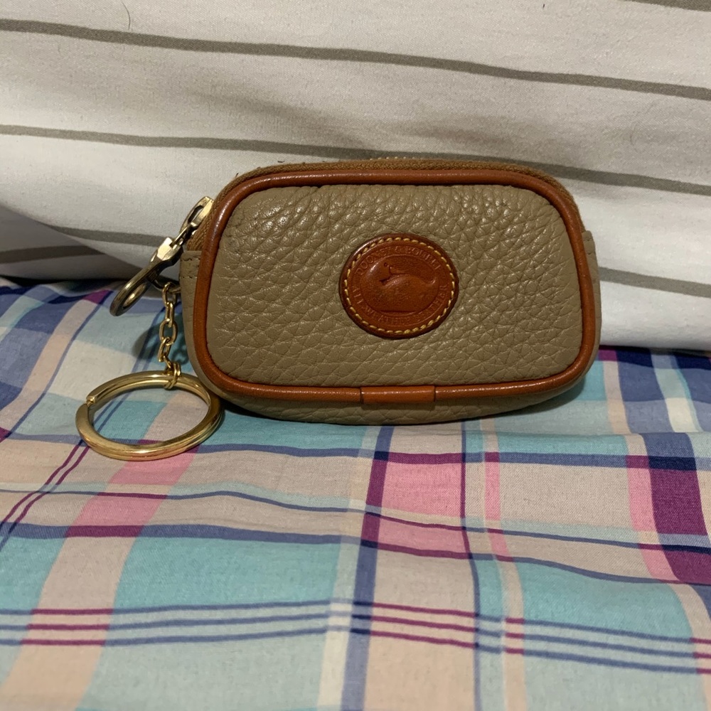 Vintage Dooney & Bourke AWL Zip Key Caddy
